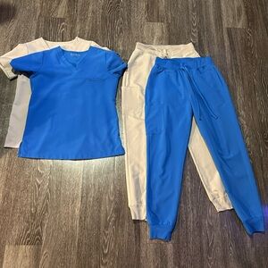 Mandala Scrubs size XS both top and bottom